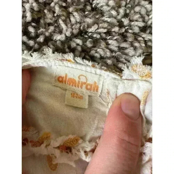 Girls Almirah Ivory with Gold Dot Embellishments 18-24 months - Picture 2 of 3